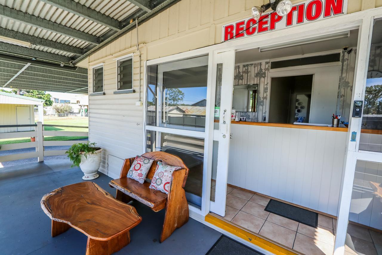 Miriam Vale Motel Exteriör bild